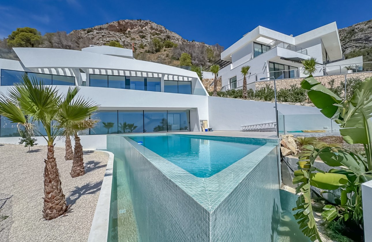 Resale - Villa - Altea