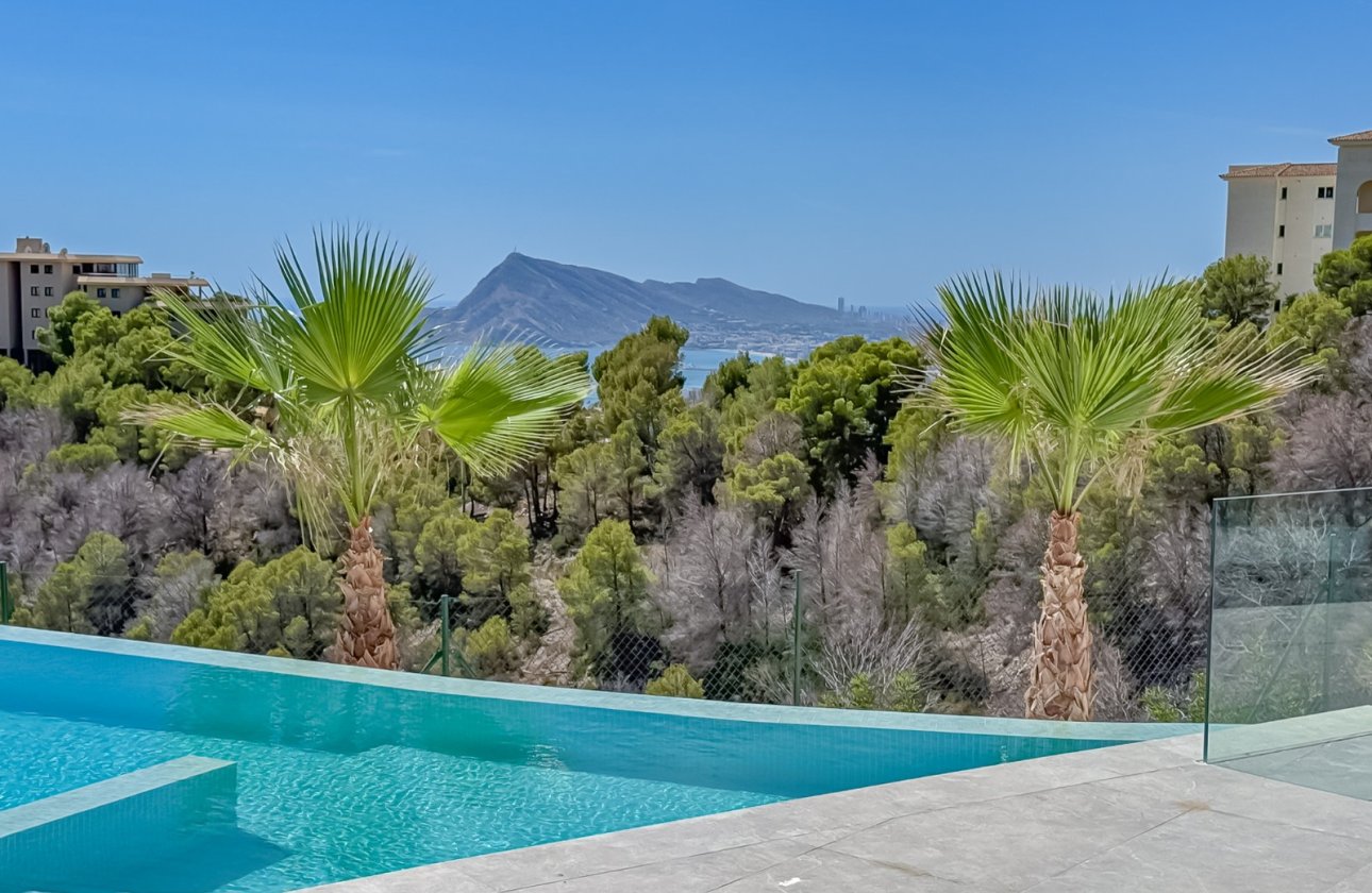 Resale - Villa - Altea
