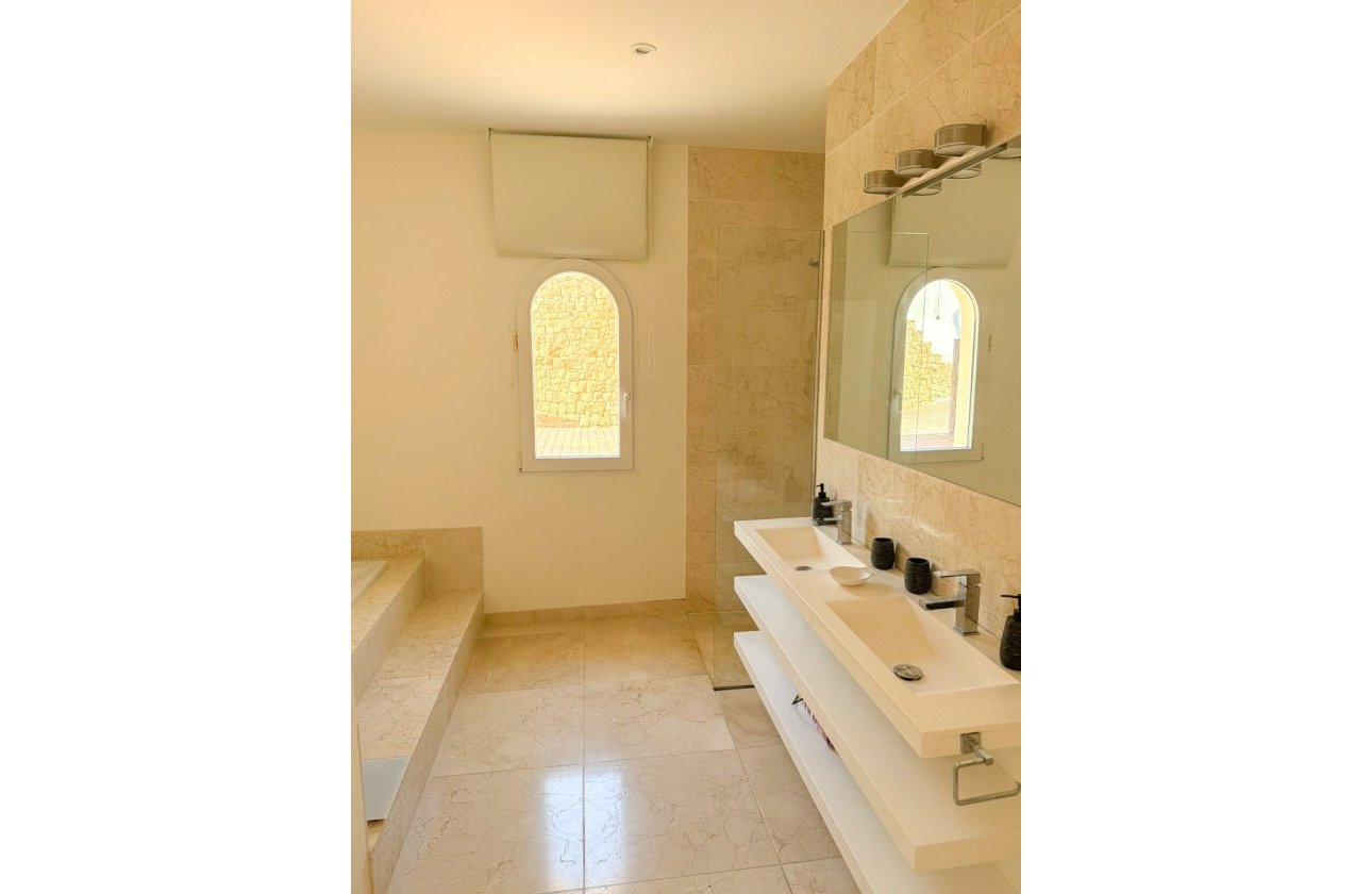 Reventa - Villa - Moraira - El Portet