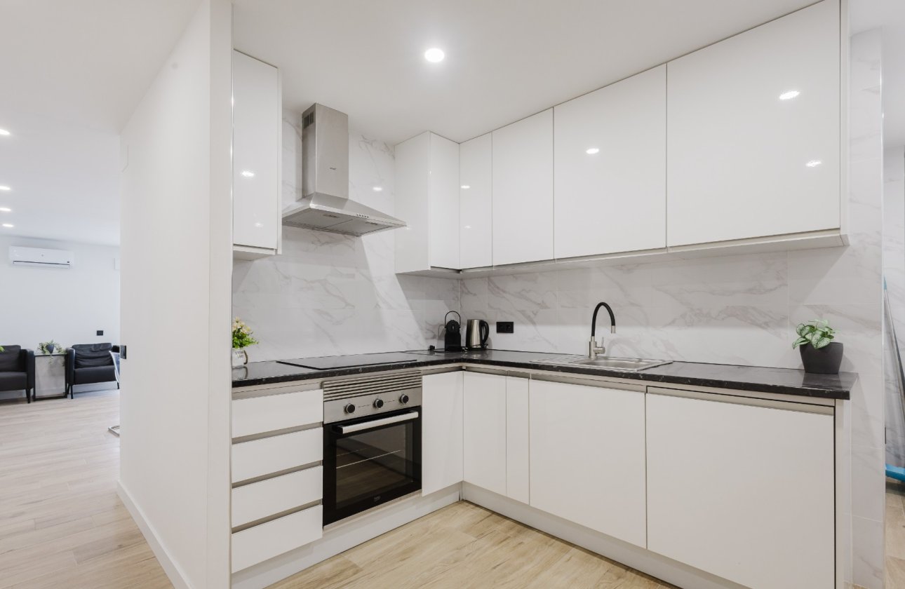 Reventa - Apartamento / piso - Torrevieja - Playa del Acequión