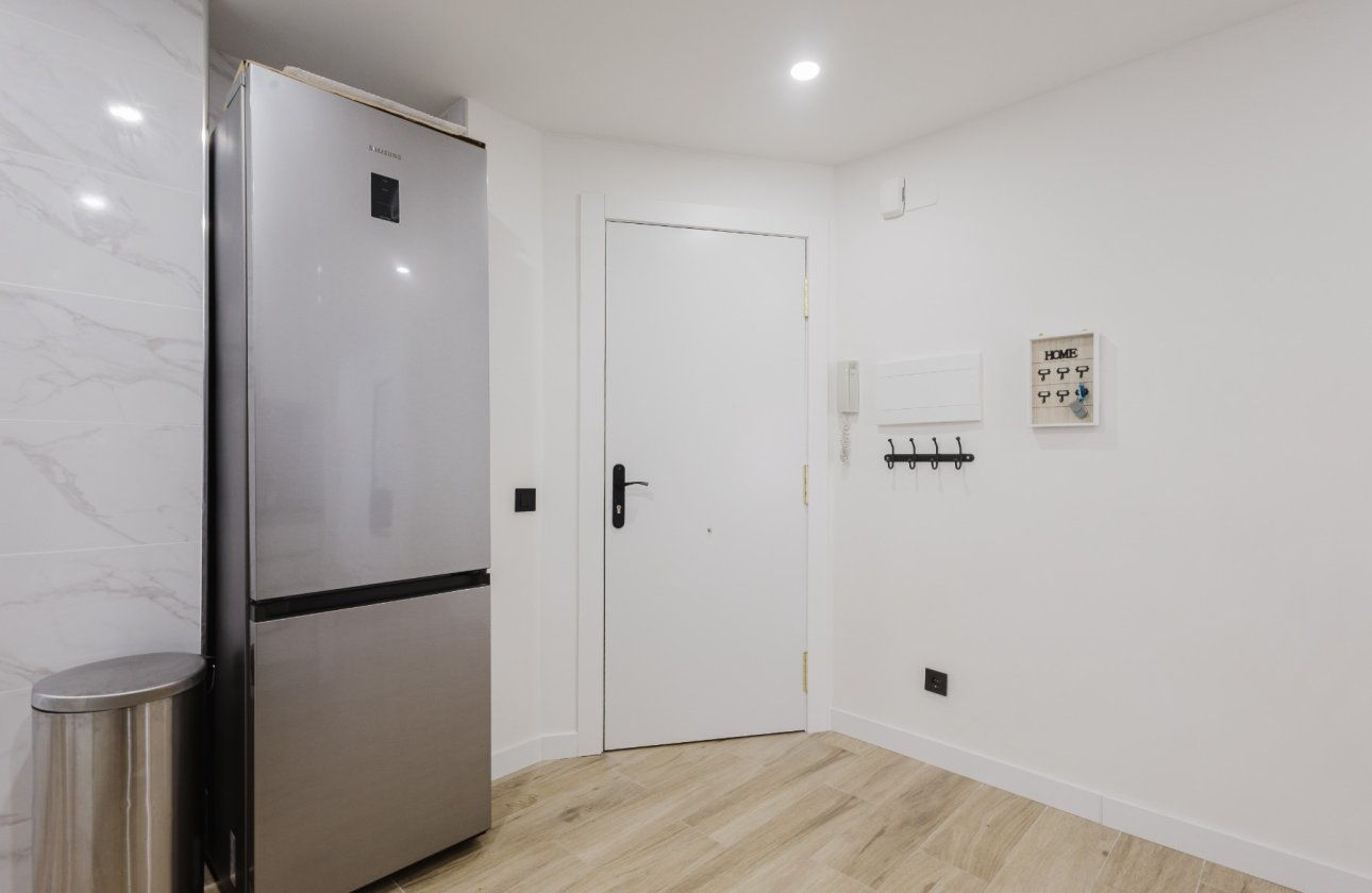 Reventa - Apartamento / piso - Torrevieja - Playa del Acequión