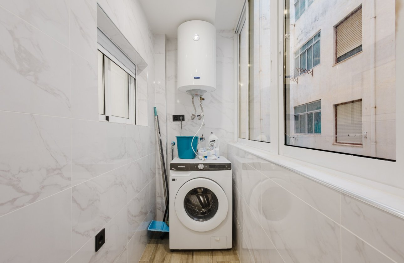 Reventa - Apartamento / piso - Torrevieja - Playa del Acequión