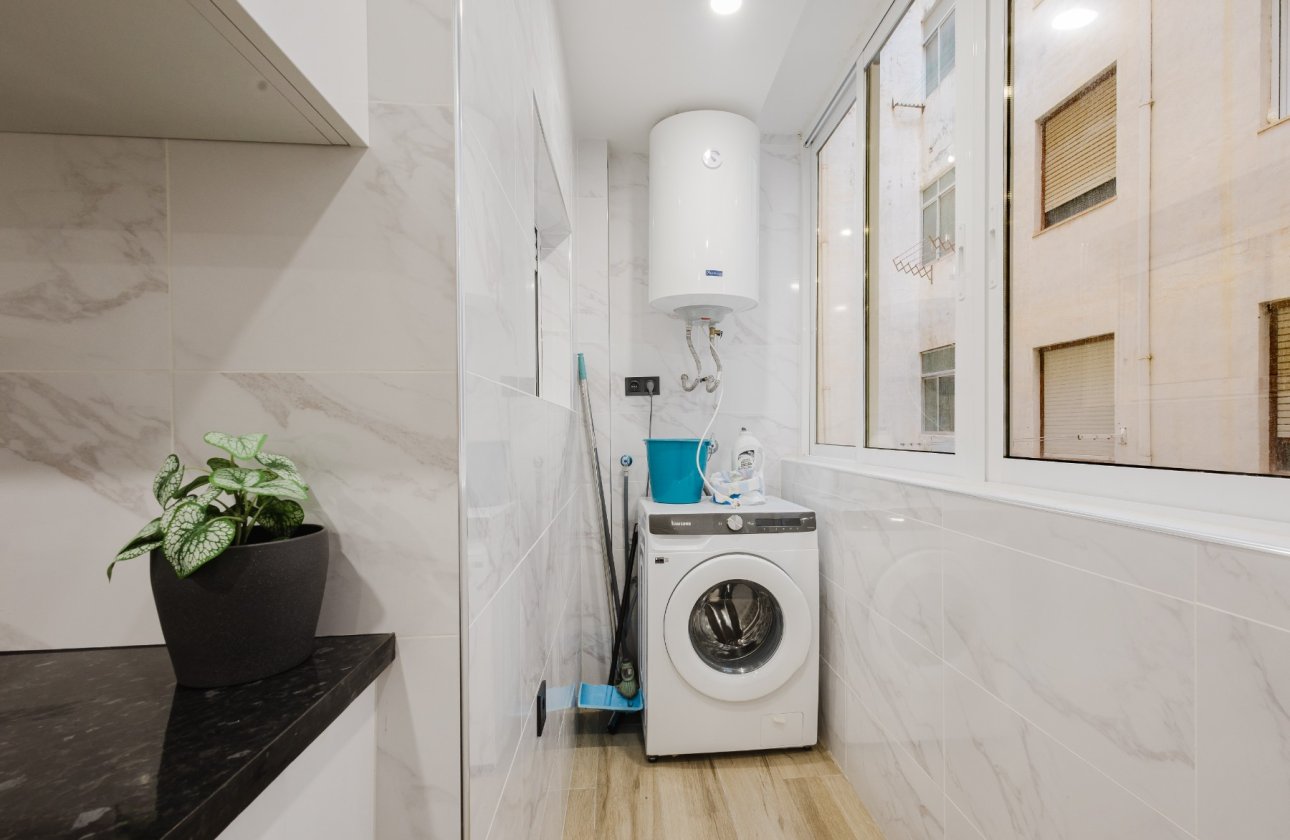 Reventa - Apartamento / piso - Torrevieja - Playa del Acequión