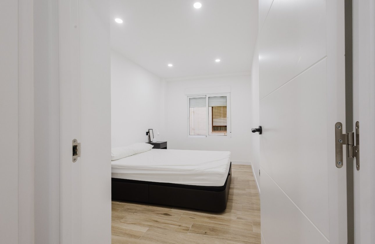 Reventa - Apartamento / piso - Torrevieja - Playa del Acequión