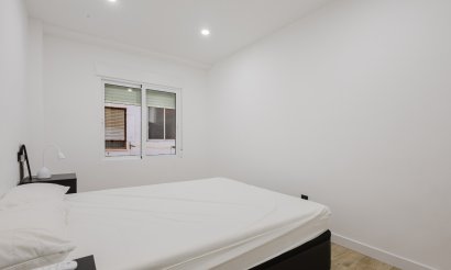 Reventa - Apartamento / piso - Torrevieja - Playa del Acequión