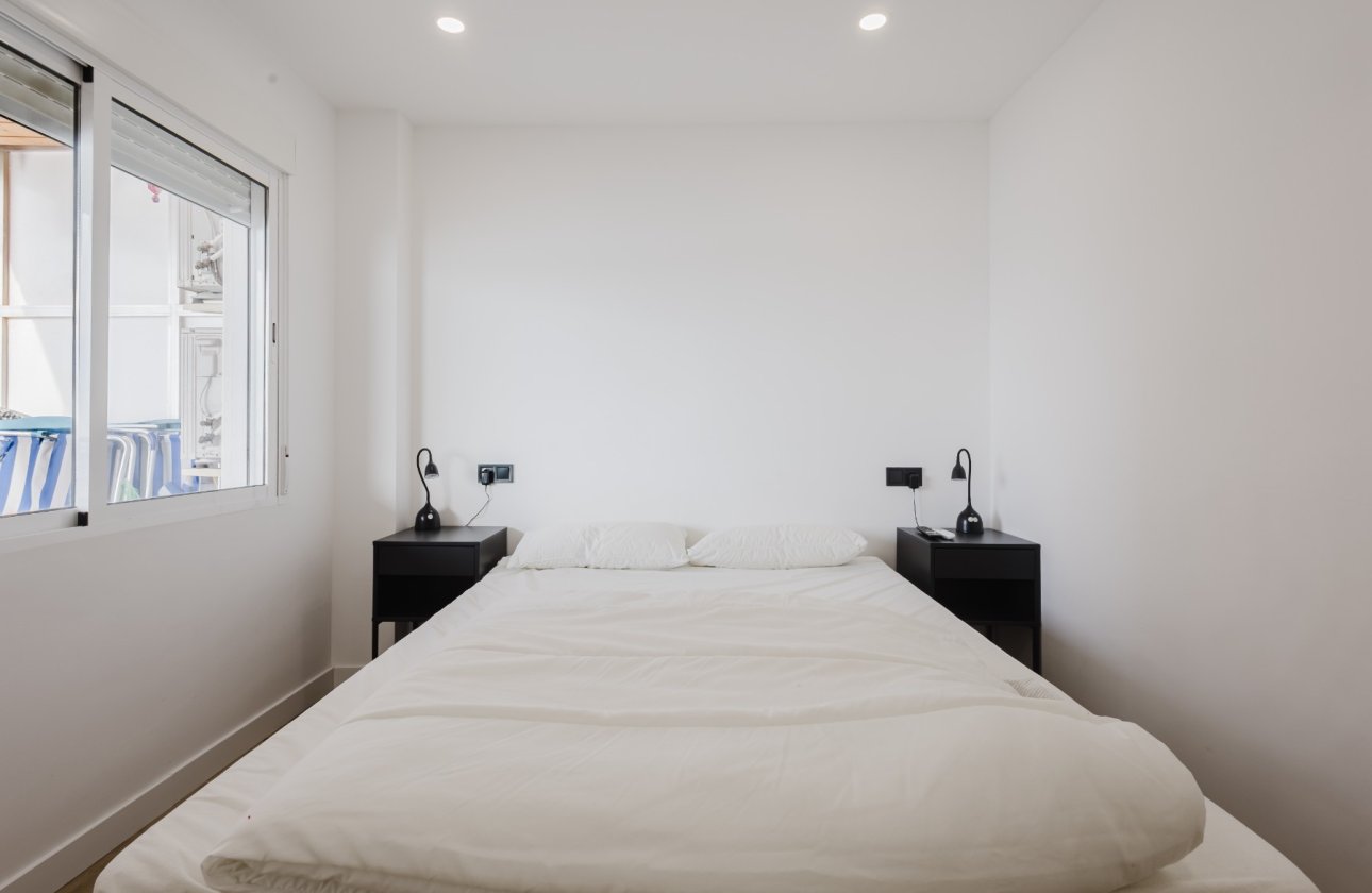 Reventa - Apartamento / piso - Torrevieja - Playa del Acequión