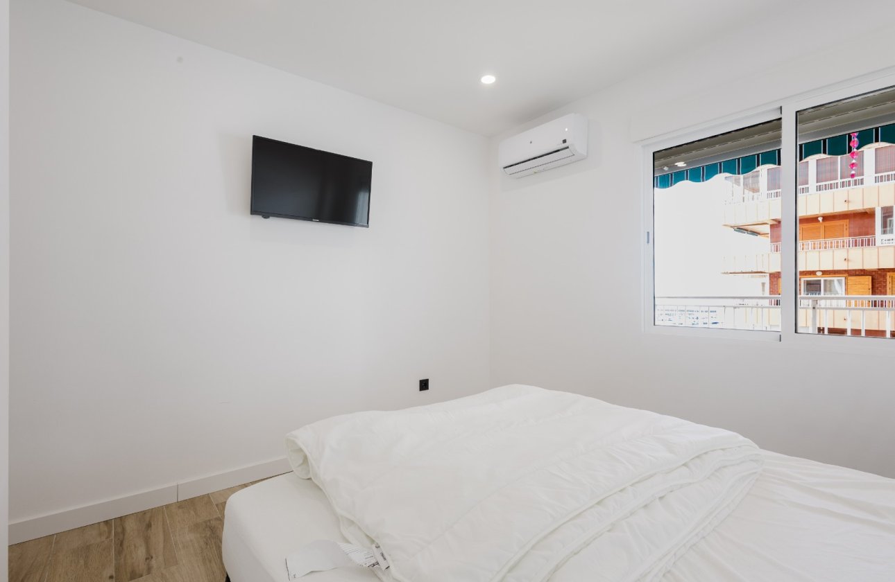 Reventa - Apartamento / piso - Torrevieja - Playa del Acequión