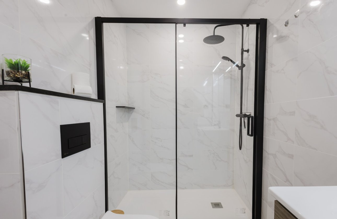 Reventa - Apartamento / piso - Torrevieja - Playa del Acequión