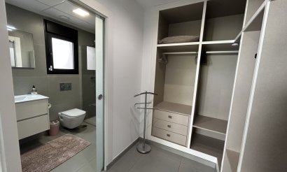 Resale - Villa - Los Balcones