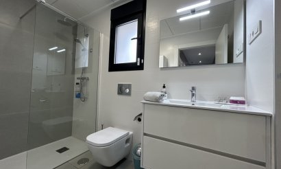 Resale - Villa - Los Balcones