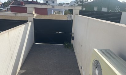 Resale - Villa - Los Balcones