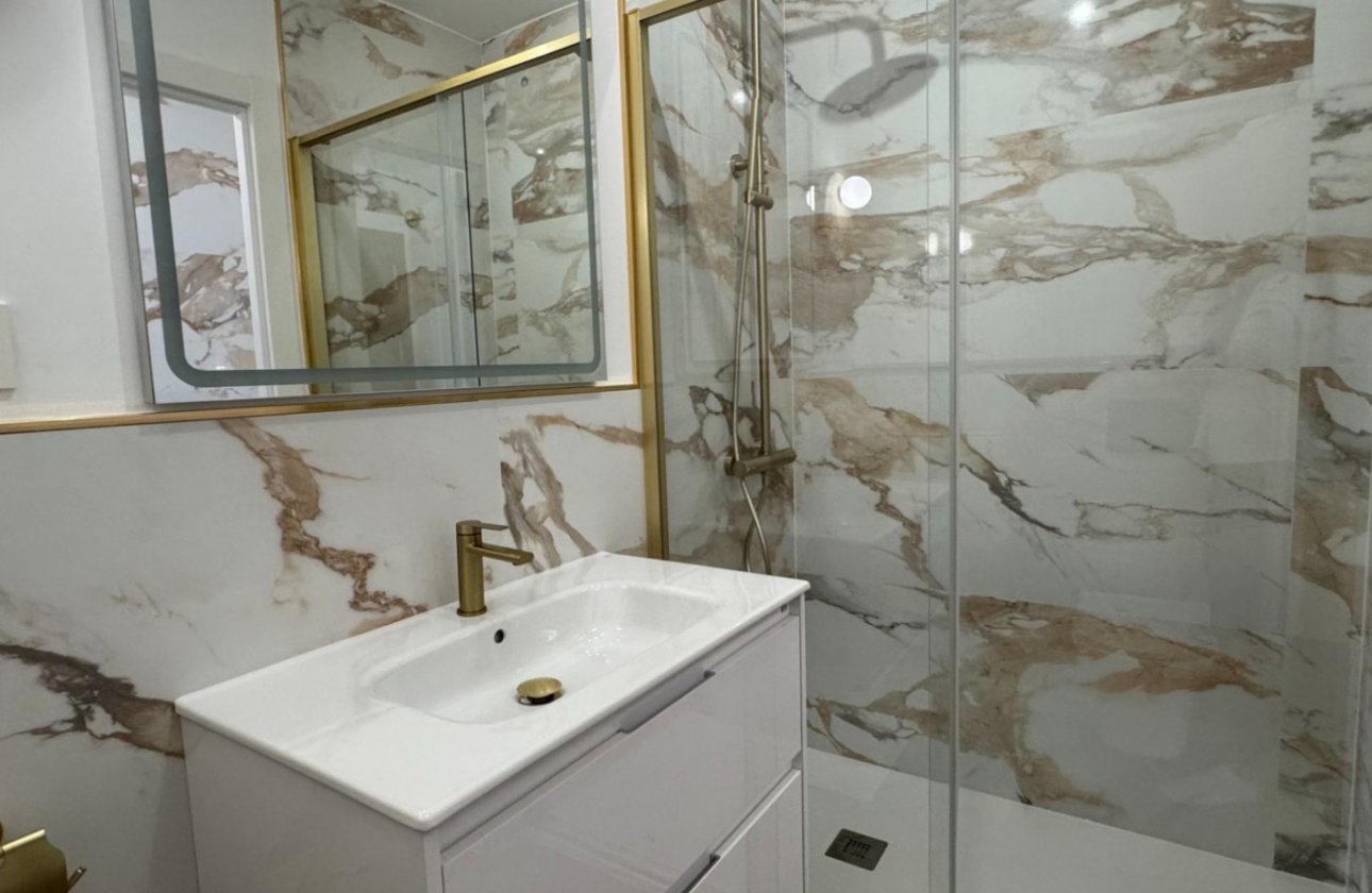 Reventa - Apartamento / piso - Orihuela Costa - Punta Prima