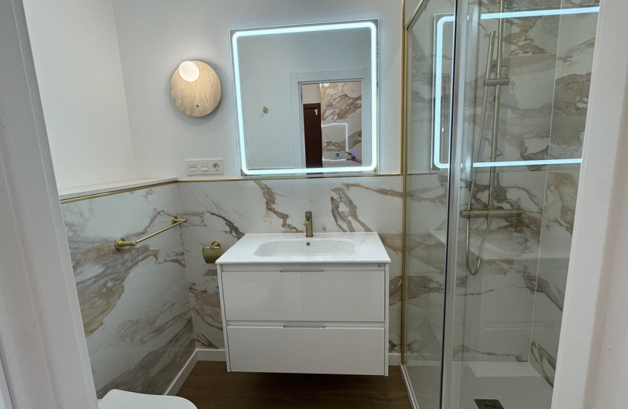 Resale - Penthouse - Punta Prima