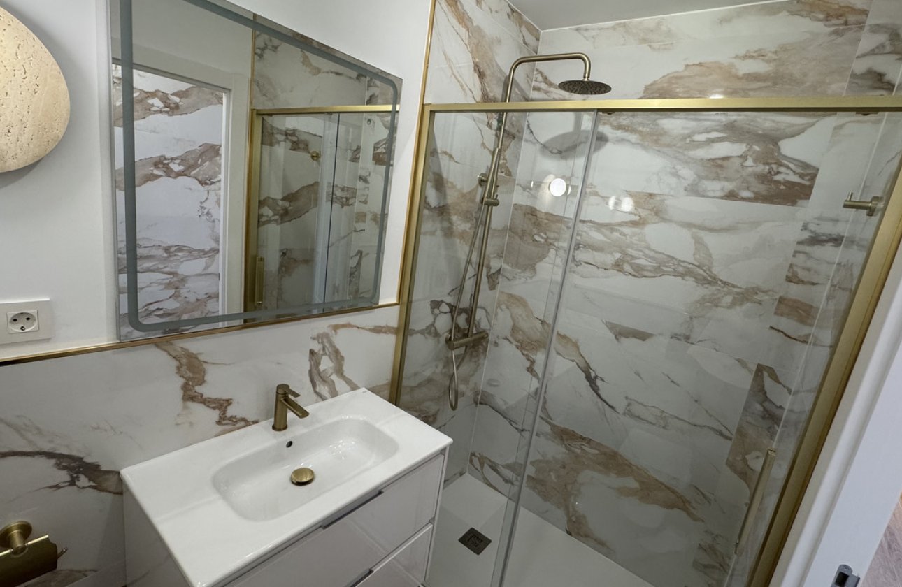 Resale - Penthouse - Punta Prima