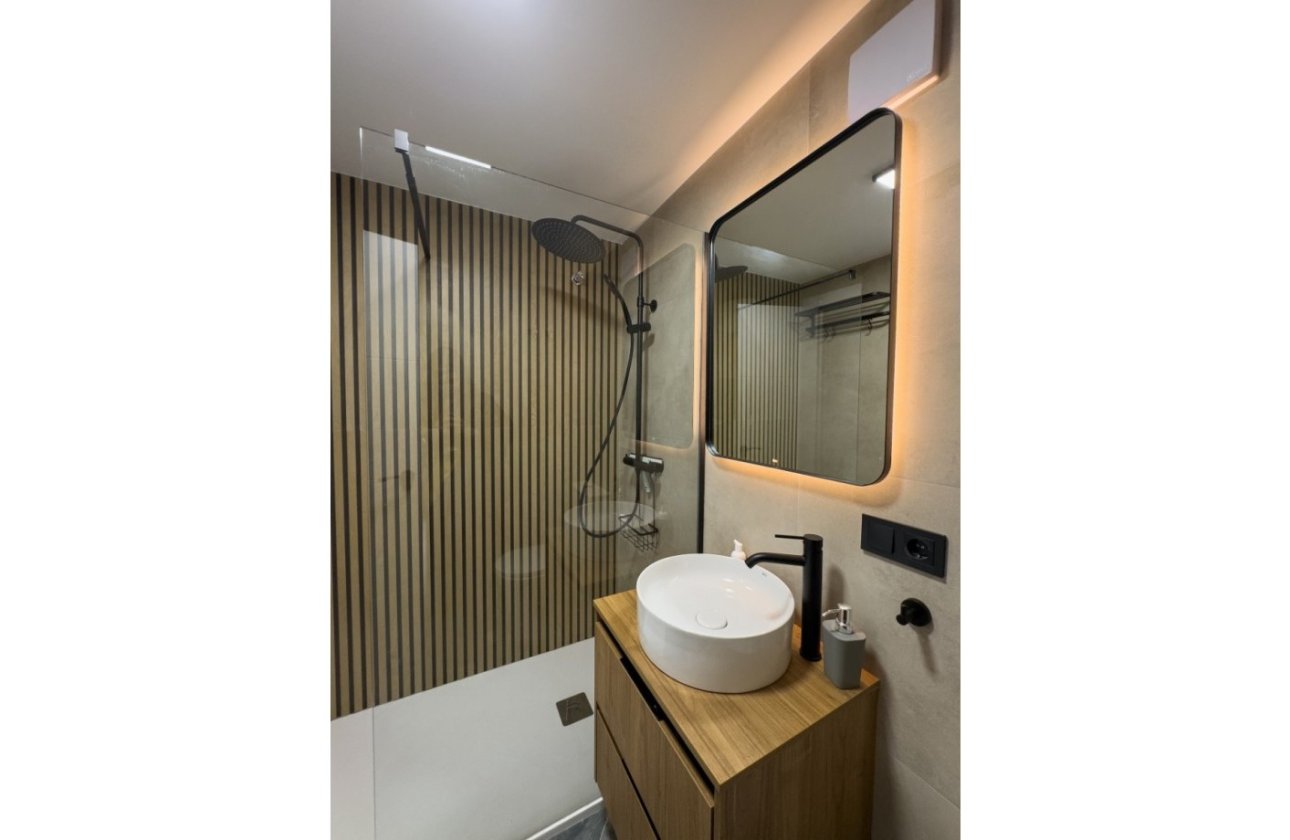 Resale - Apartment / flat - Torrevieja