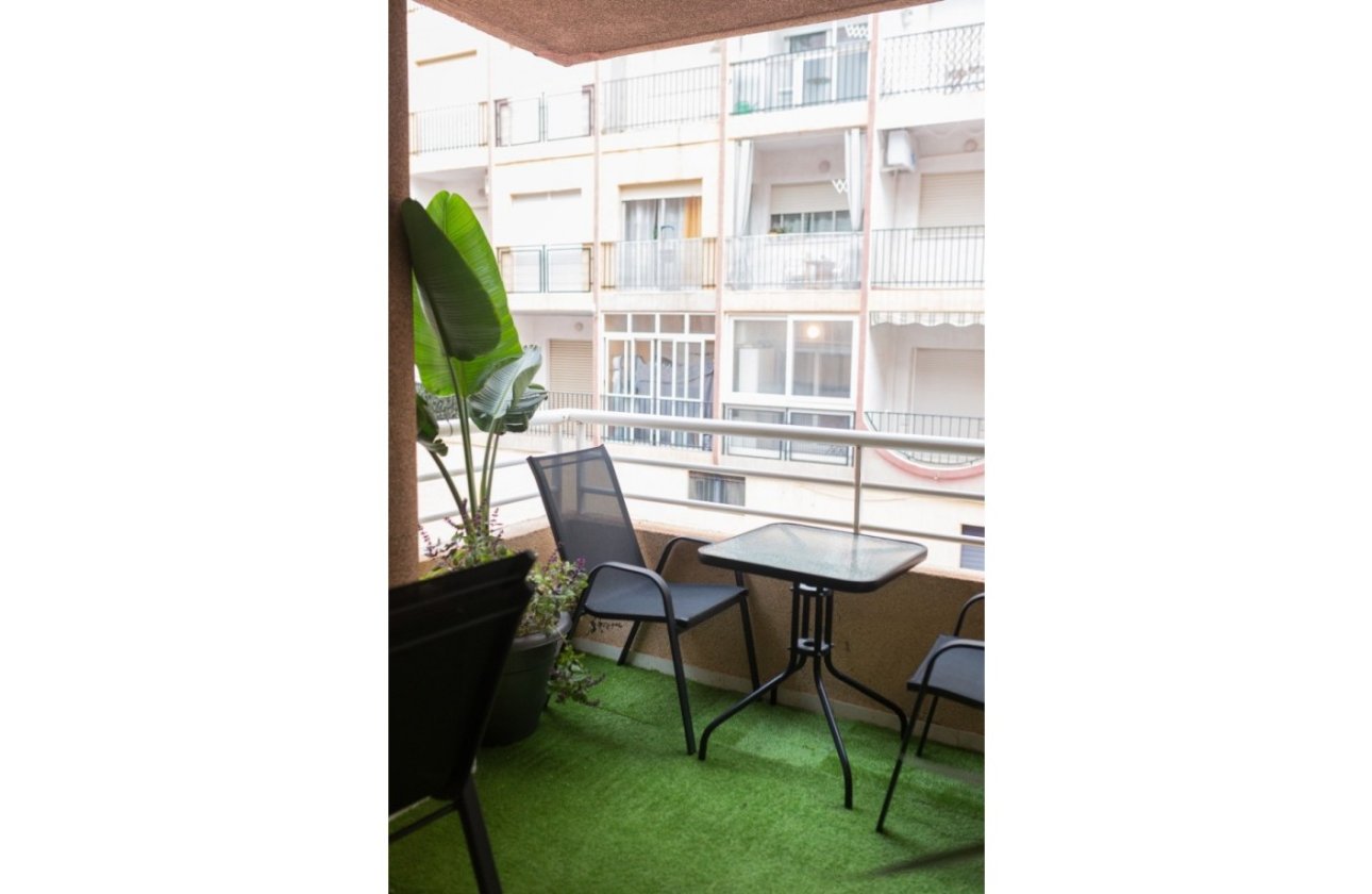 Resale - Apartment / flat - Torrevieja