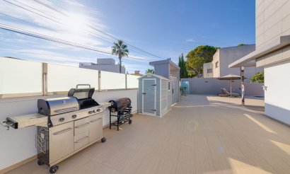 Reventa - Villa - Torrevieja - Los Balcones