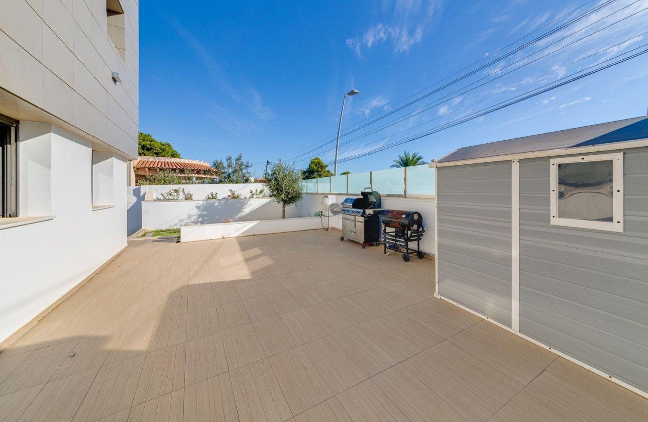 Reventa - Villa - Torrevieja - Los Balcones
