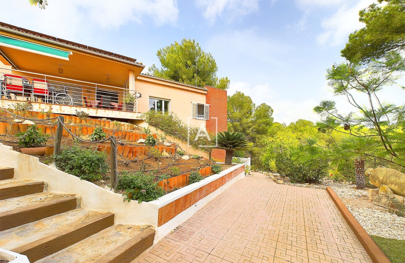 Resale - Villa - Pinar de Campoverde