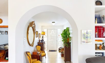 Resale - Villa - Pinar de Campoverde