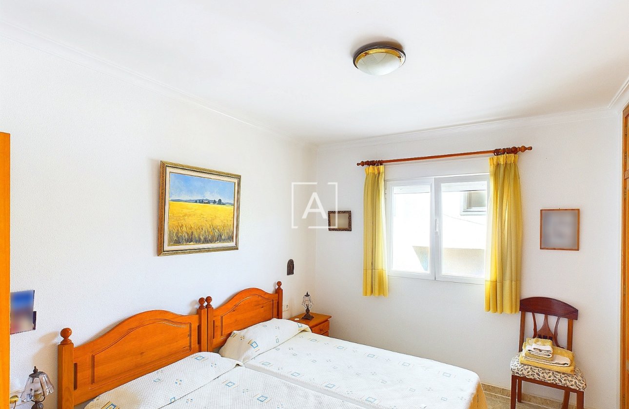 Resale - Villa - Pinar de Campoverde