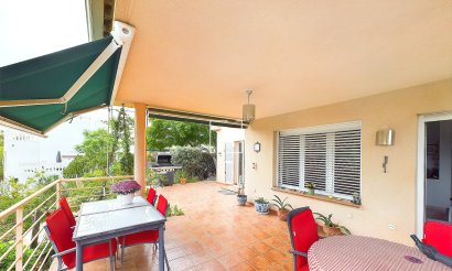 Resale - Villa - Pinar de Campoverde