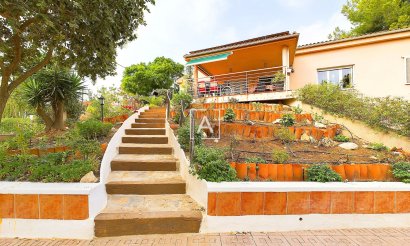 Resale - Villa - Pinar de Campoverde