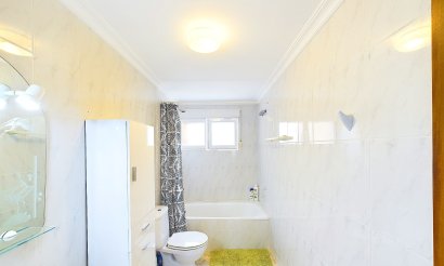 Resale - Villa - Pinar de Campoverde