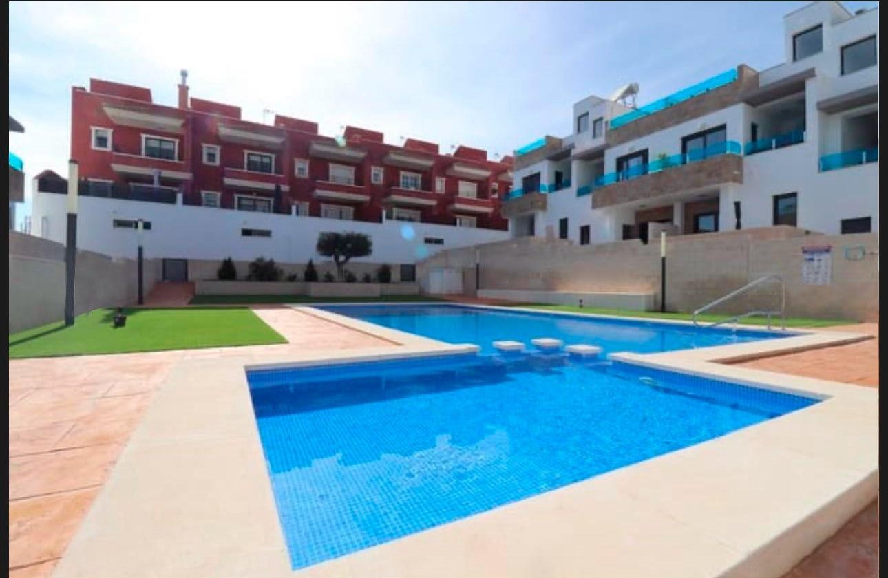 Obra nueva - Adosado - Bigastro - pueblo