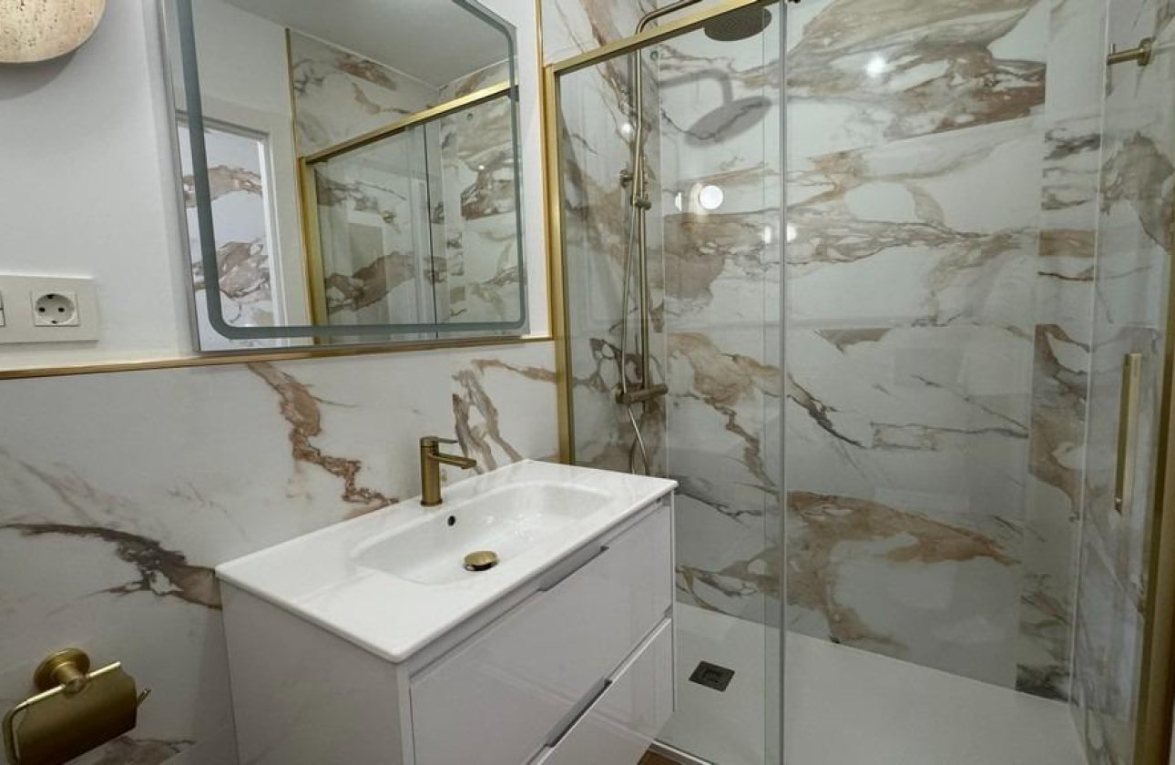 Reventa - Apartamento / piso - Torrevieja - Punta prima