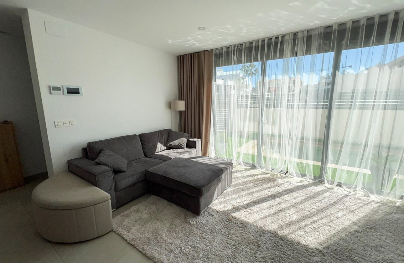 Reventa - Villa - Benijofar