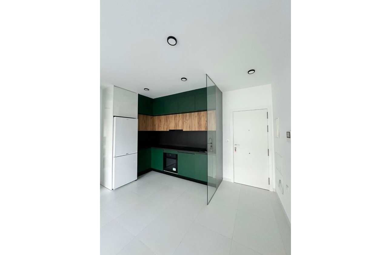 Reventa - Apartamento / piso - San Miguel de Salinas - Urbanizaciones