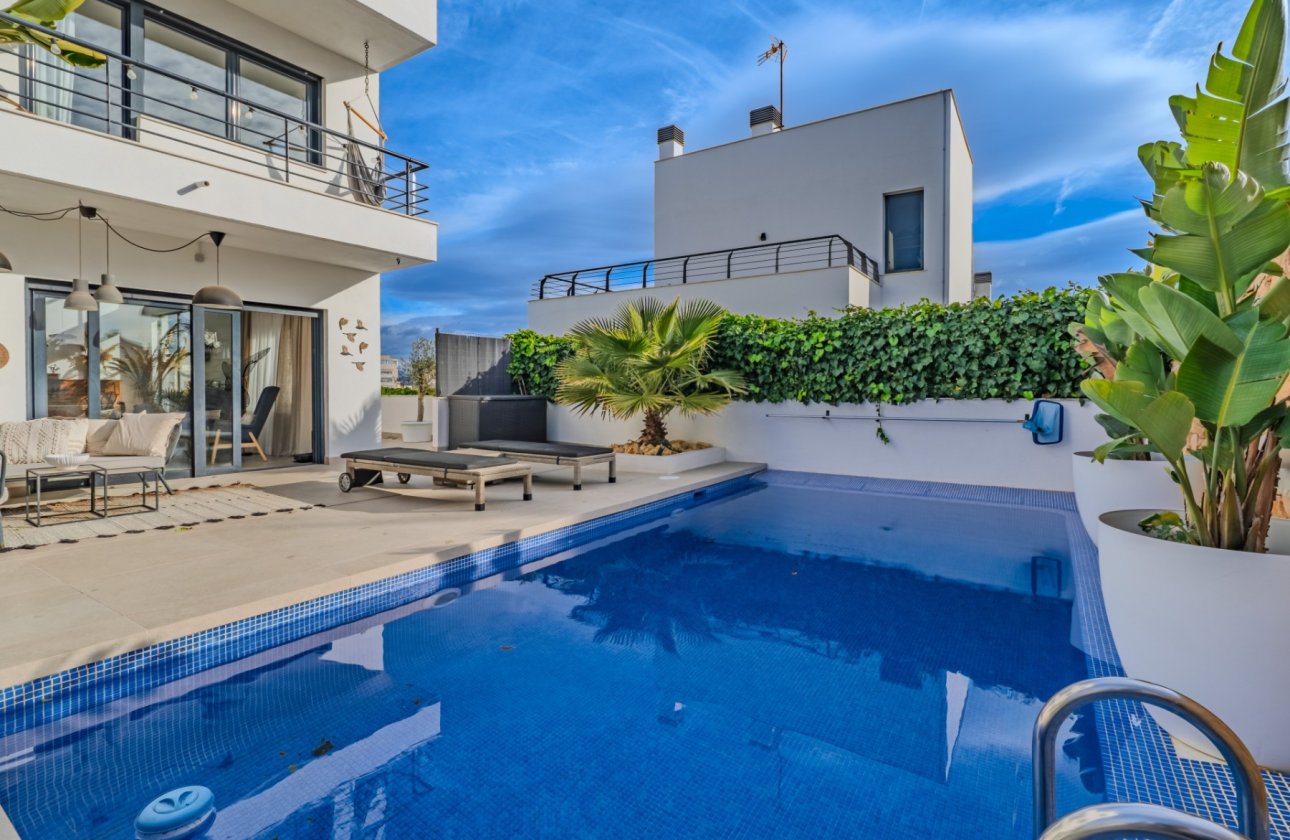 Resale - Villa - Alicante - Cabo de las Huertas