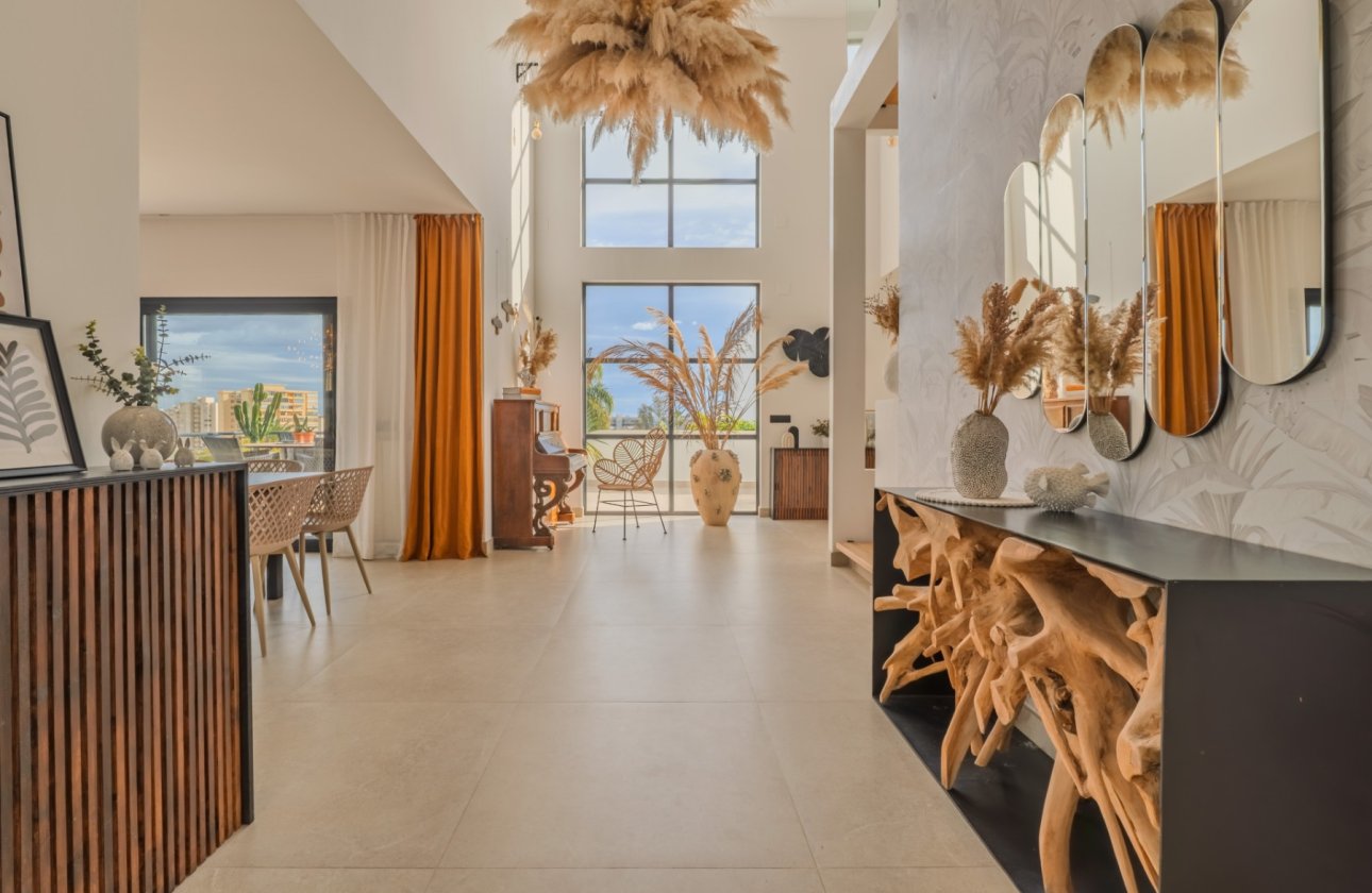 Resale - Villa - Alicante - Cabo de las Huertas