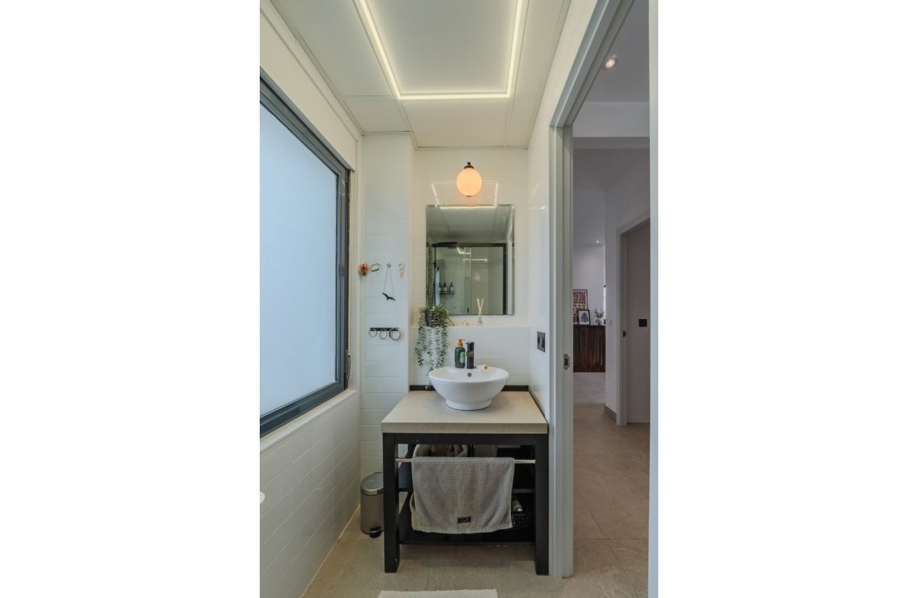 Resale - Villa - Alicante - Cabo de las Huertas