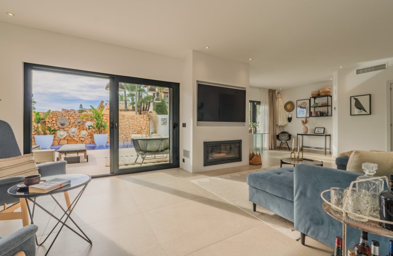 Resale - Villa - Alicante - Cabo de las Huertas