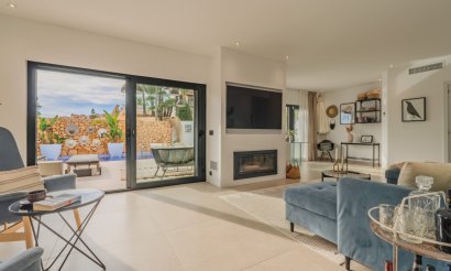 Resale - Villa - Alicante - Cabo de las Huertas