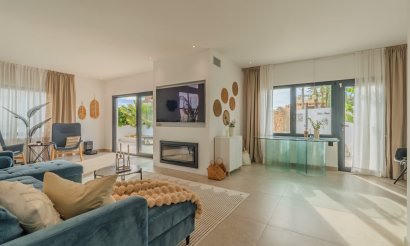 Resale - Villa - Alicante - Cabo de las Huertas