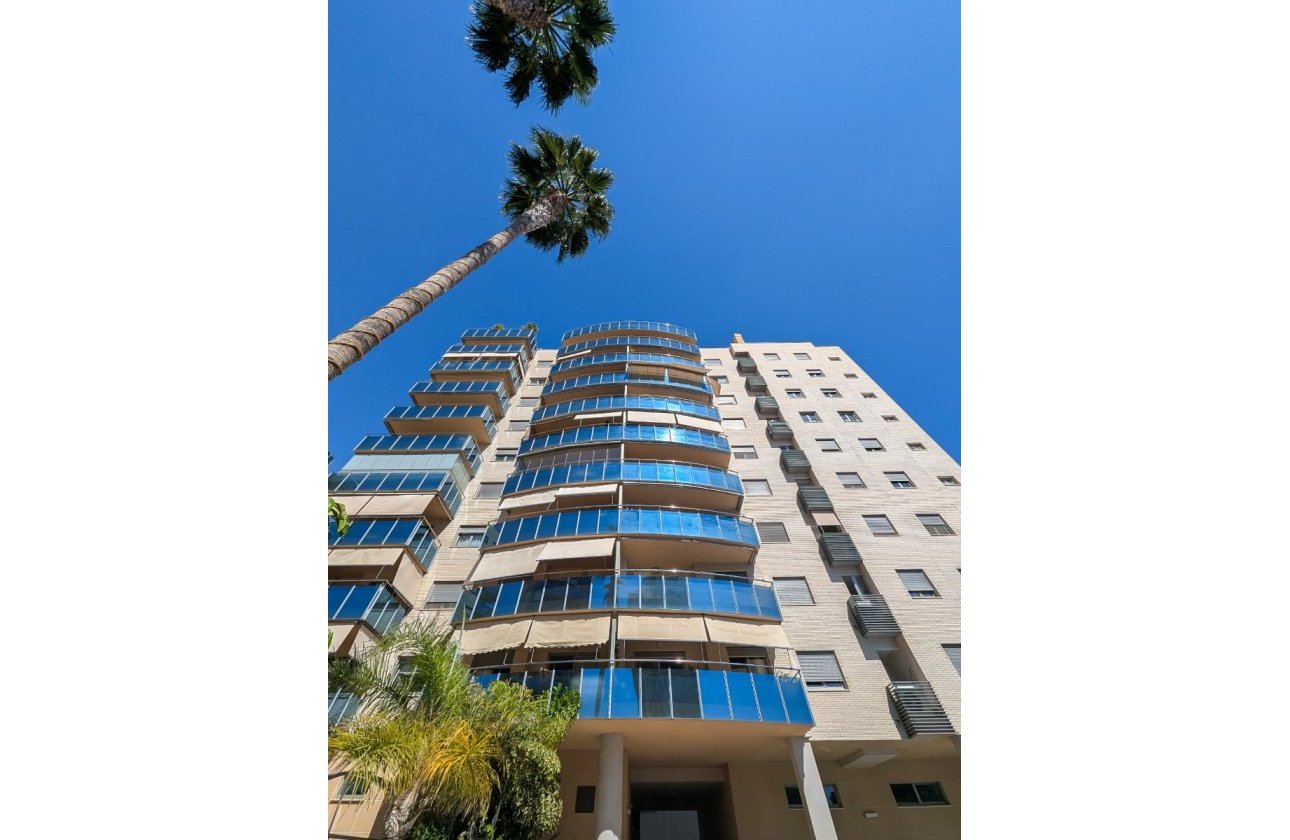 Resale - Apartment / flat - El Campello - Campello