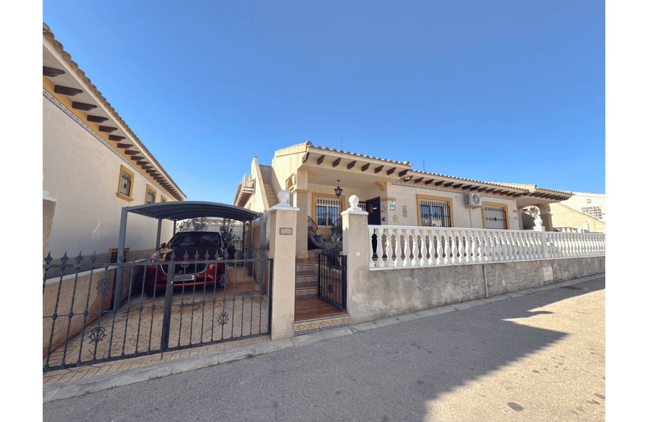 Resale - Bungalow - Cabo Roig