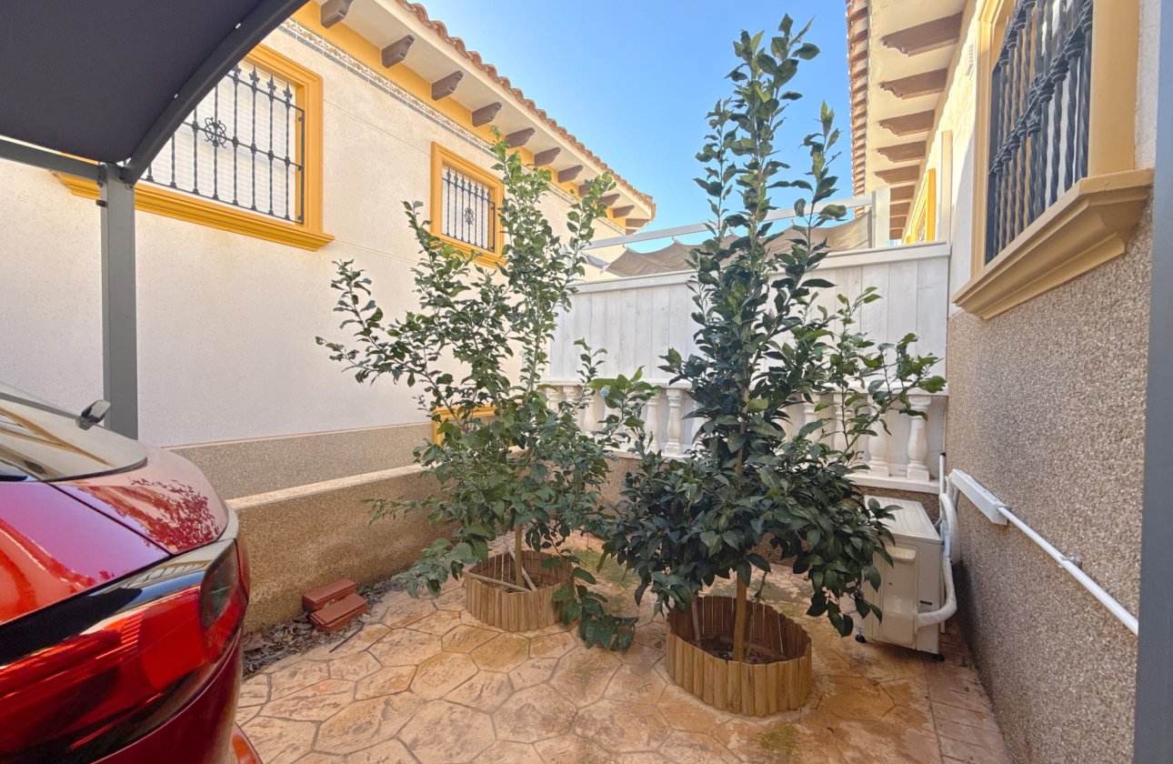 Resale - Bungalow - Cabo Roig