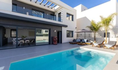 Resale - Villa - Algorfa