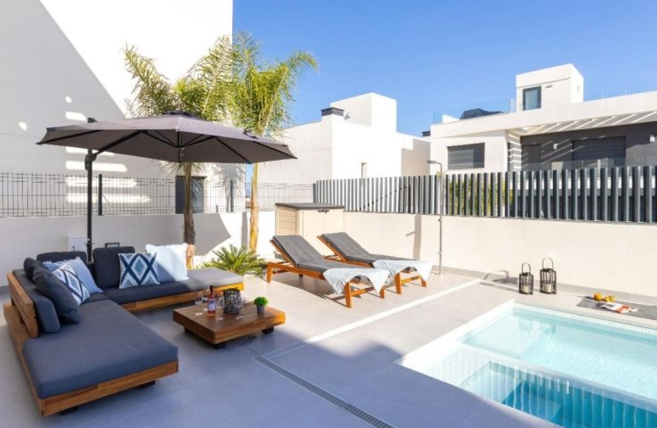 Resale - Villa - Algorfa