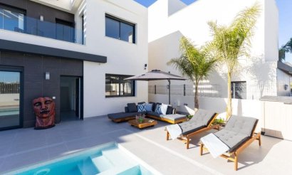 Resale - Villa - Algorfa