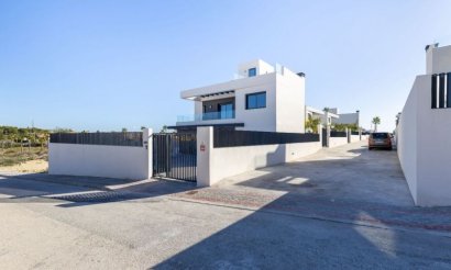 Resale - Villa - Algorfa