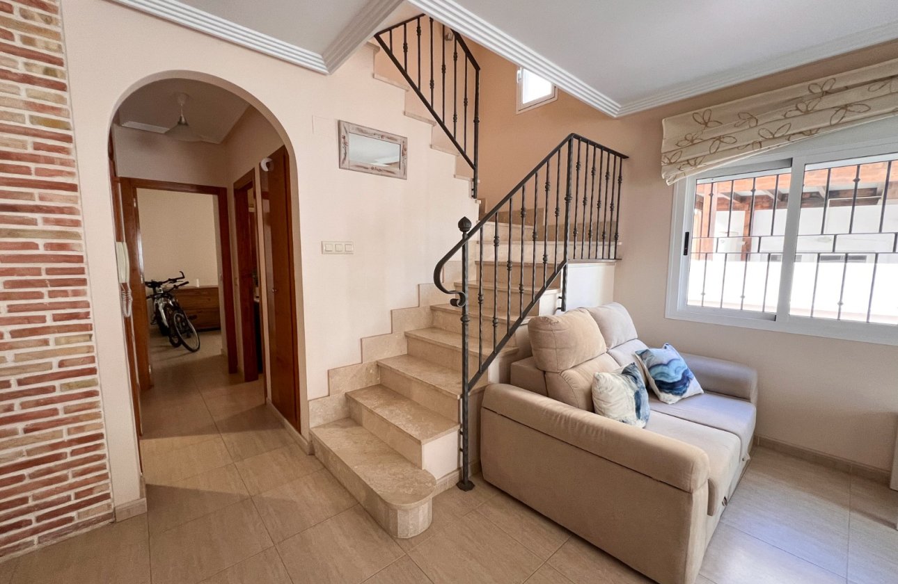 Resale - Villa / Semi detached - Pilar de la Horadada