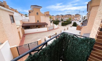 Resale - Villa / Semi detached - Pilar de la Horadada