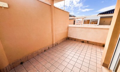 Resale - Villa / Semi detached - Pilar de la Horadada