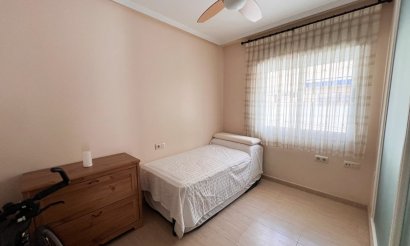 Resale - Villa / Semi detached - Pilar de la Horadada