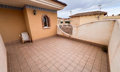 Resale - Villa / Semi detached - Pilar de la Horadada